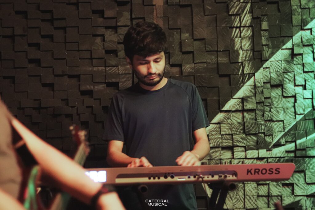 Excelsyum lanza nuevo sencillo Espejismo