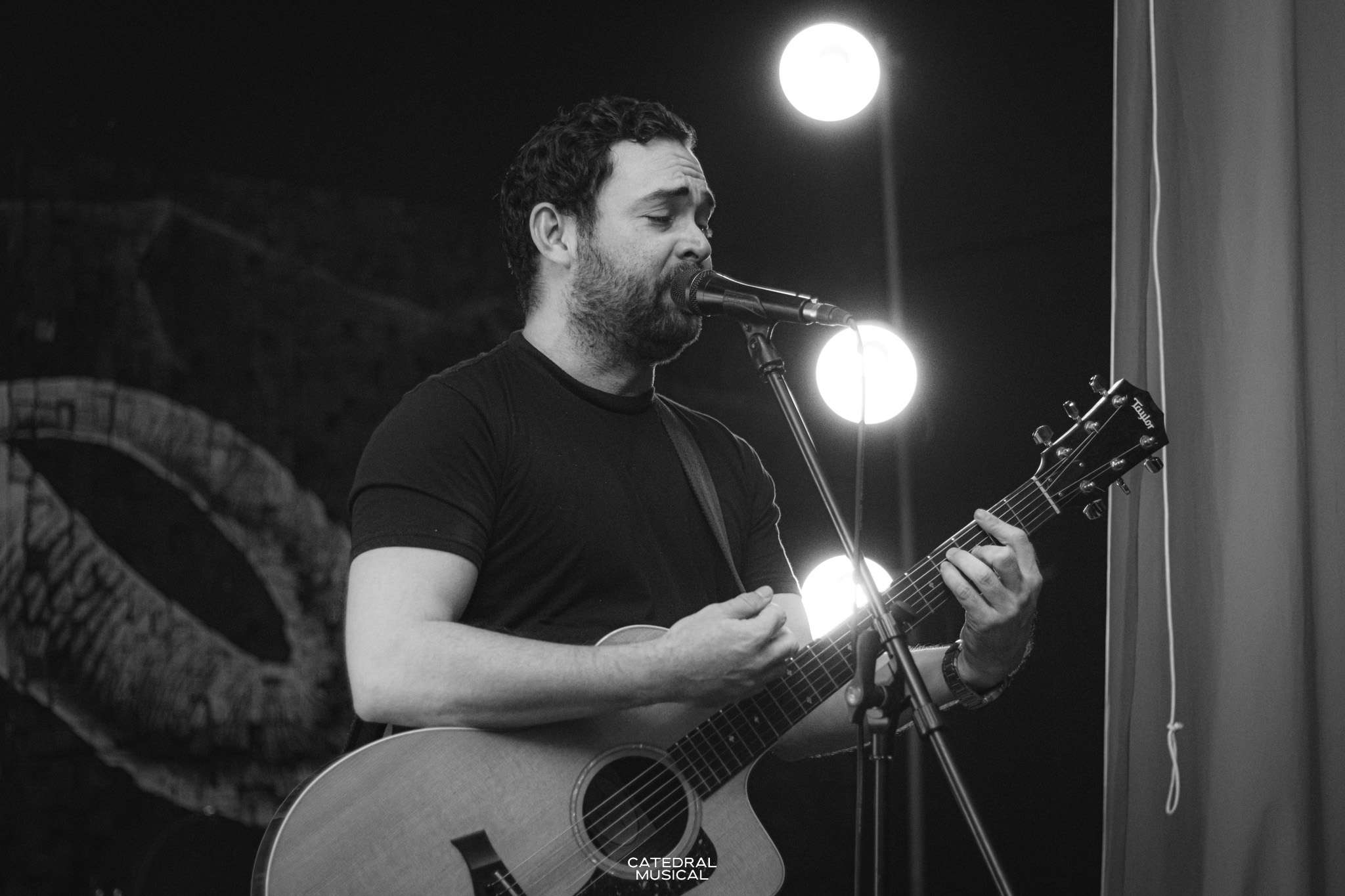 Sesión Acústica Noél Portocarero