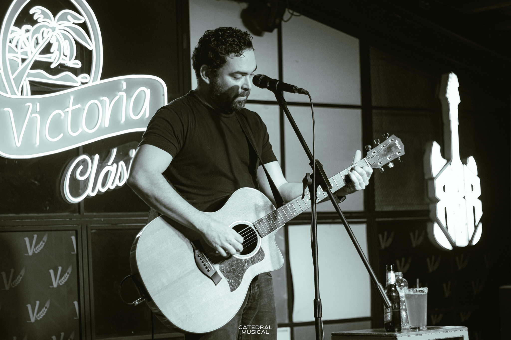 Sesión Acústica Noél Portocarrero