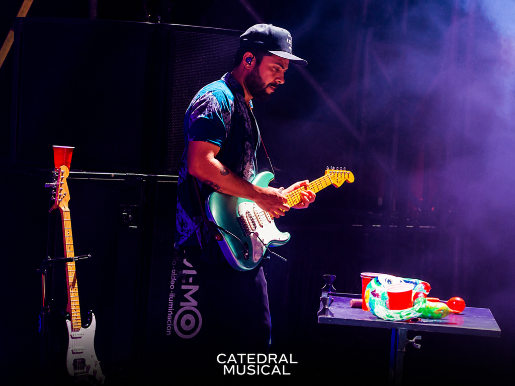 Guitarrista Aterciopelados en el Rock Vibes 2026